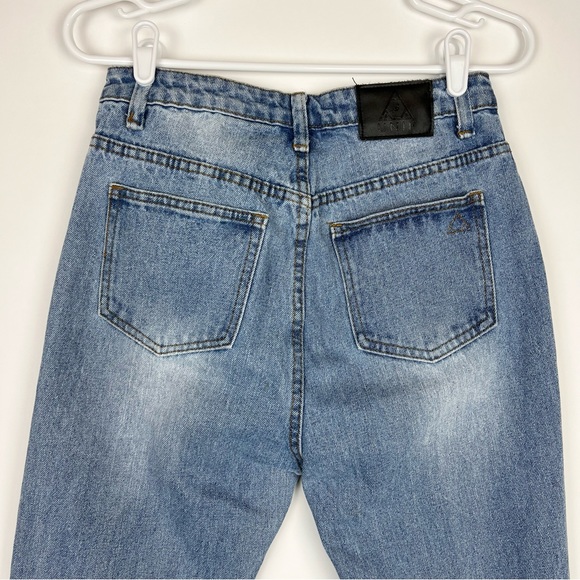 UNIF Vick Boyfriend Distressed High Rise Jeans size 28 - Picture 7 of 11